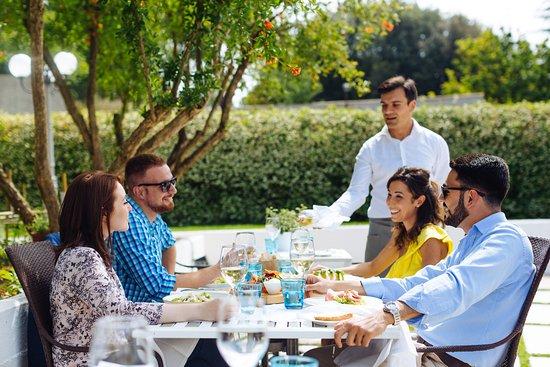 AQVI Pool Restaurant & Bar