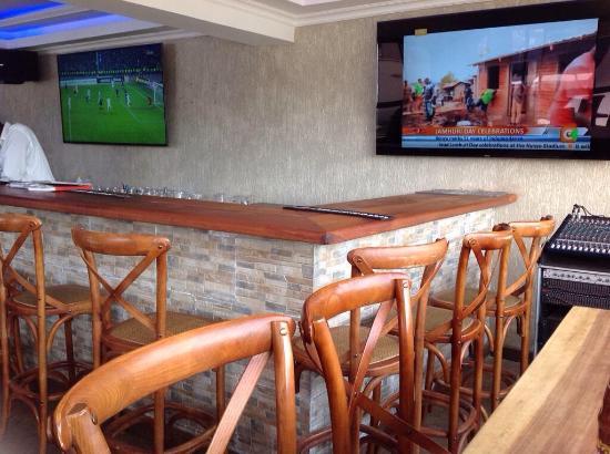 1824 Whiskey Bar & Lounge