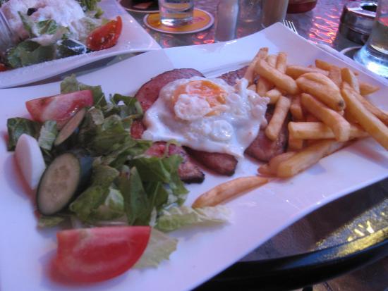 Michael's Sports Bar