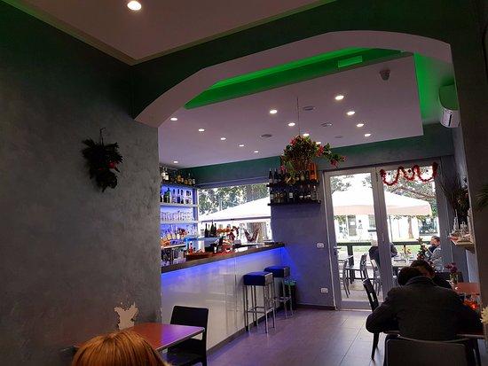 Kaffeina natural cocktail bar