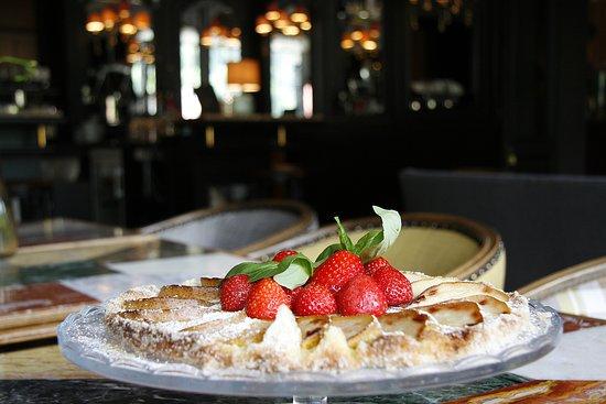 REGINA Pasta & Grill