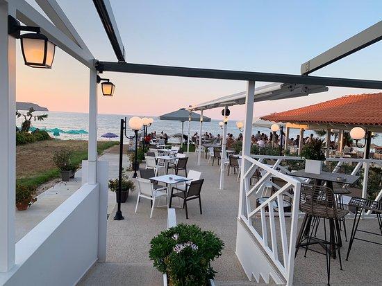 Refresh Beach Bar and Kitchen