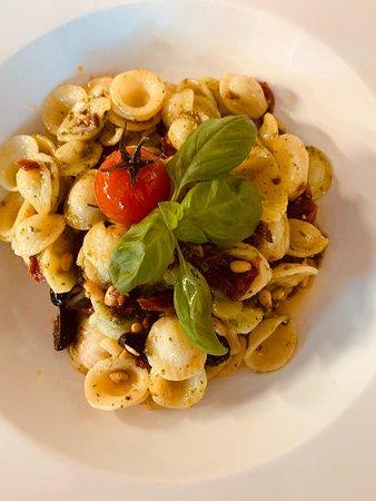 VIS A VIS Restaurant