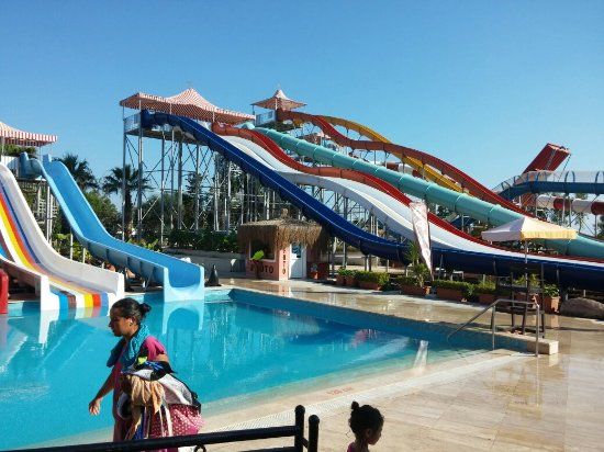 Yali Castle Aquapark