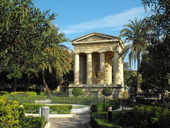 De Nedre Barrakka-haver