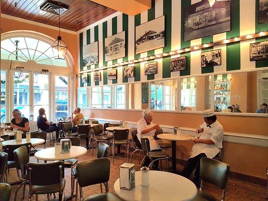 Cafe Du Monde