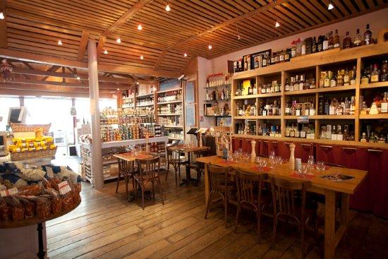 Les Domaines Qui Montent Voltaire