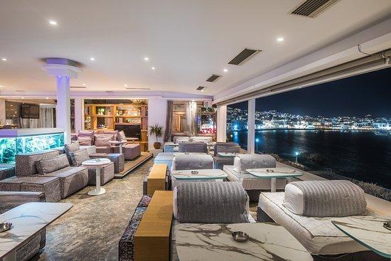 Blu-Blu Cafe Lounge Bar