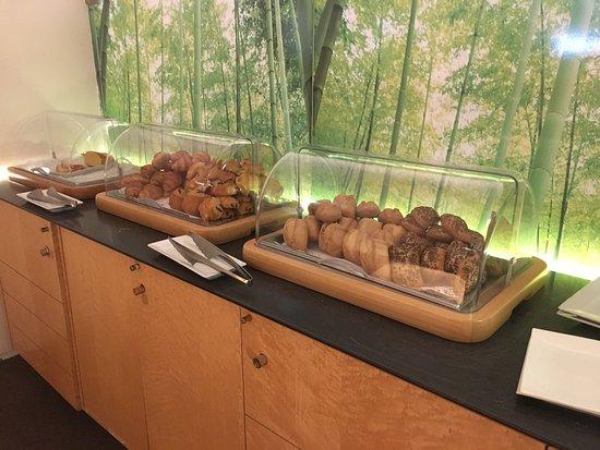 Le Salon By Sheltair