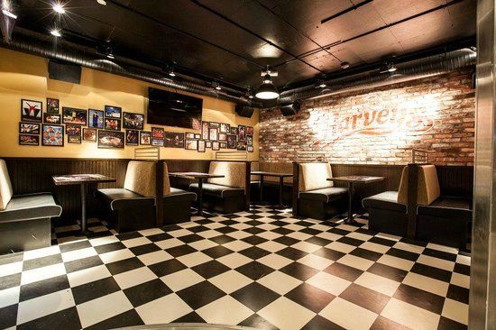 Harvey's Sportsbar