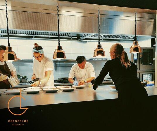 Grenselos Restaurant og Bar