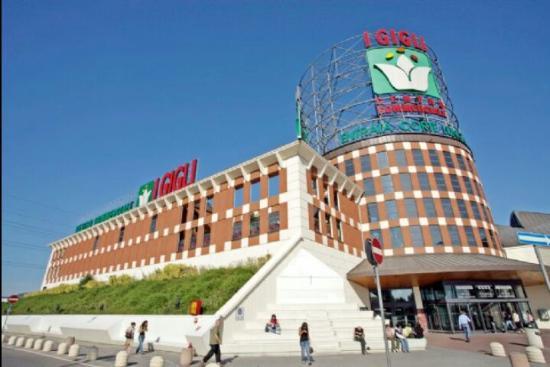 Centro Commerciale I Gigli