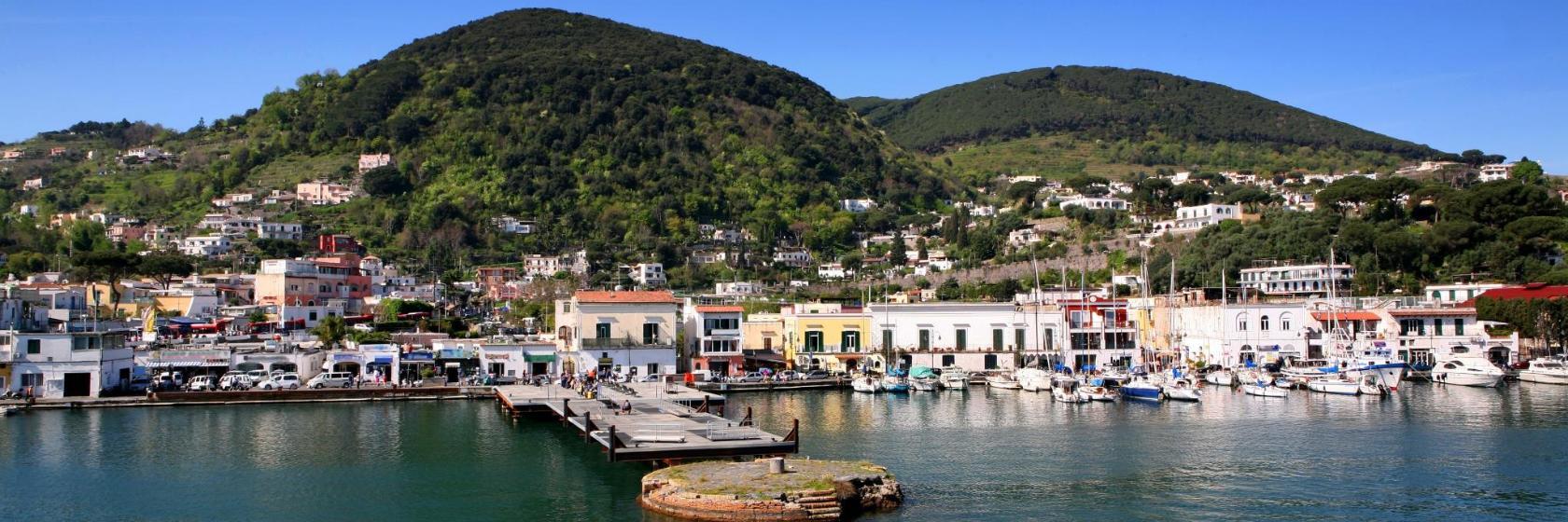 Ischia Havn
