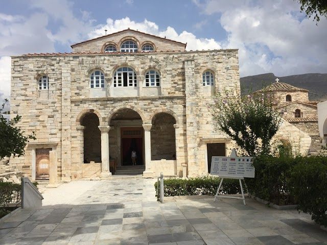 Ekatontapyliani-kirken