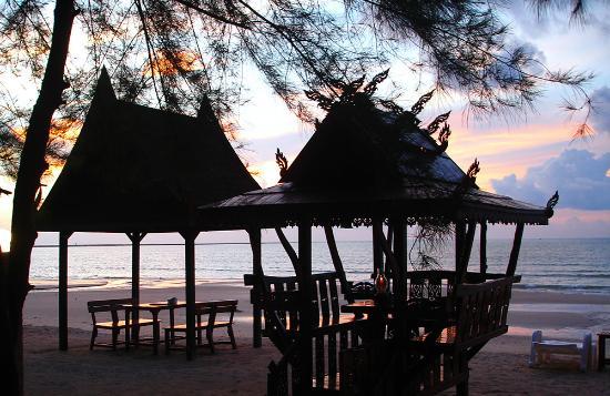 Ao Thong Beach Restaurant