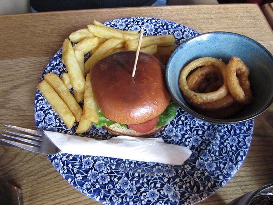 The Metropolitan Bar