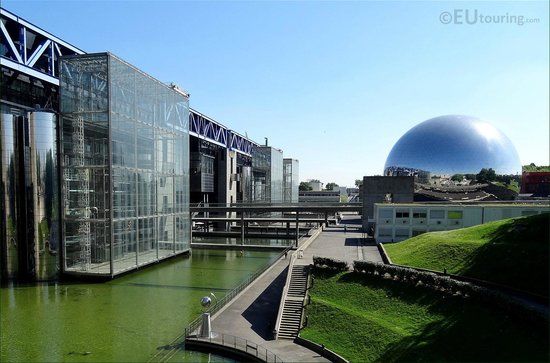 La Cité des Sciences et de l'Industrie de la Villette