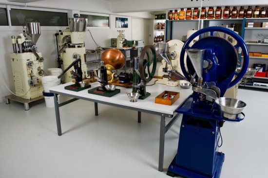 Dansk Farmacihistorisk Samling