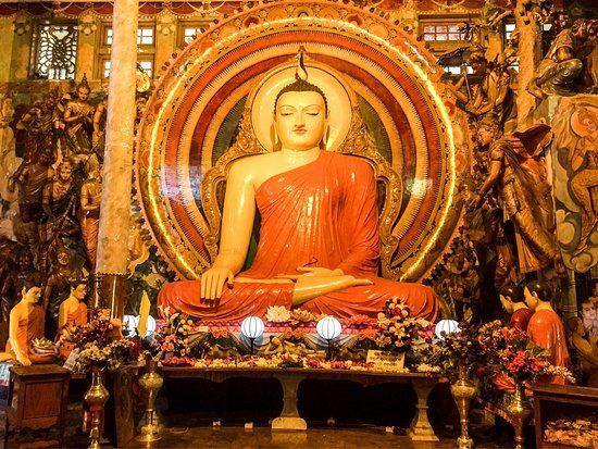 Det buddhistiske tempel i Gangaramaya