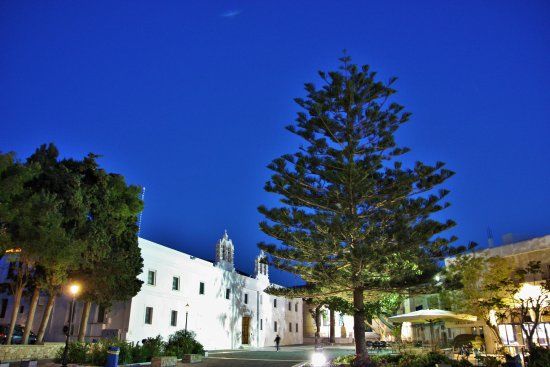 De Hundrede Portes Kirke