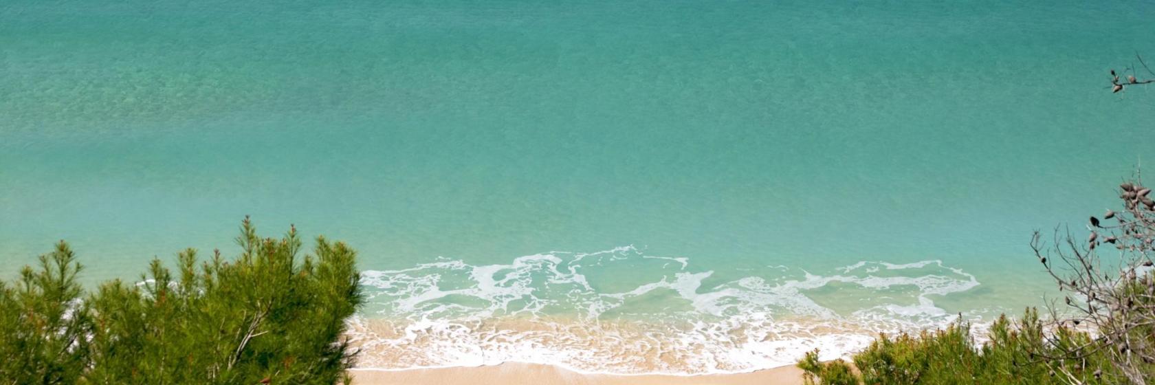 Makris Gialos Strand